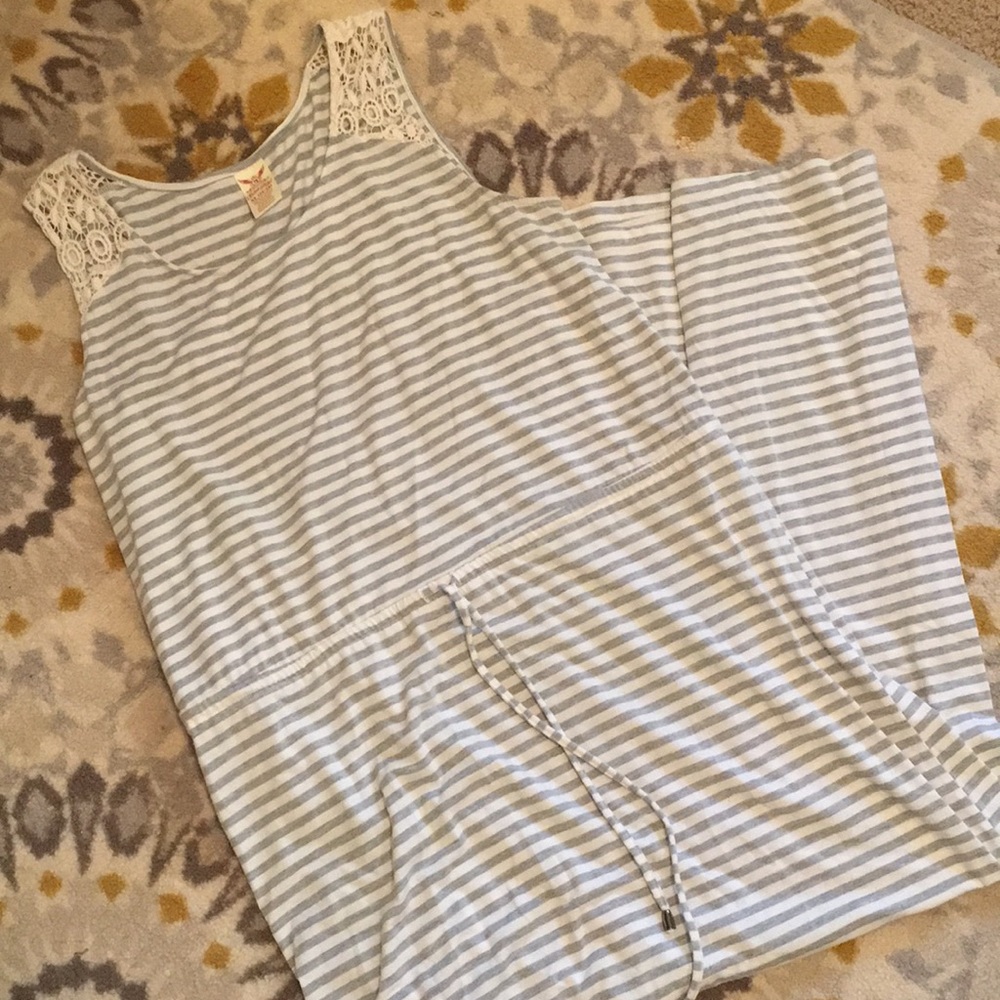 Gray and white maxi dress